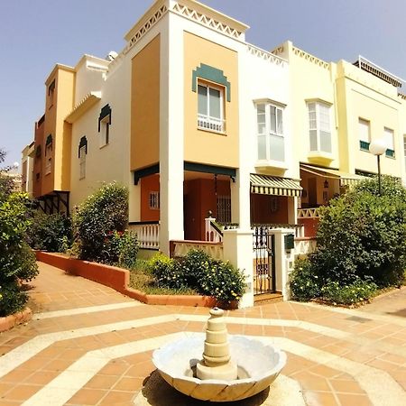 Casa Playa, Terraza Y Garaje Apartman Nerja Kültér fotó