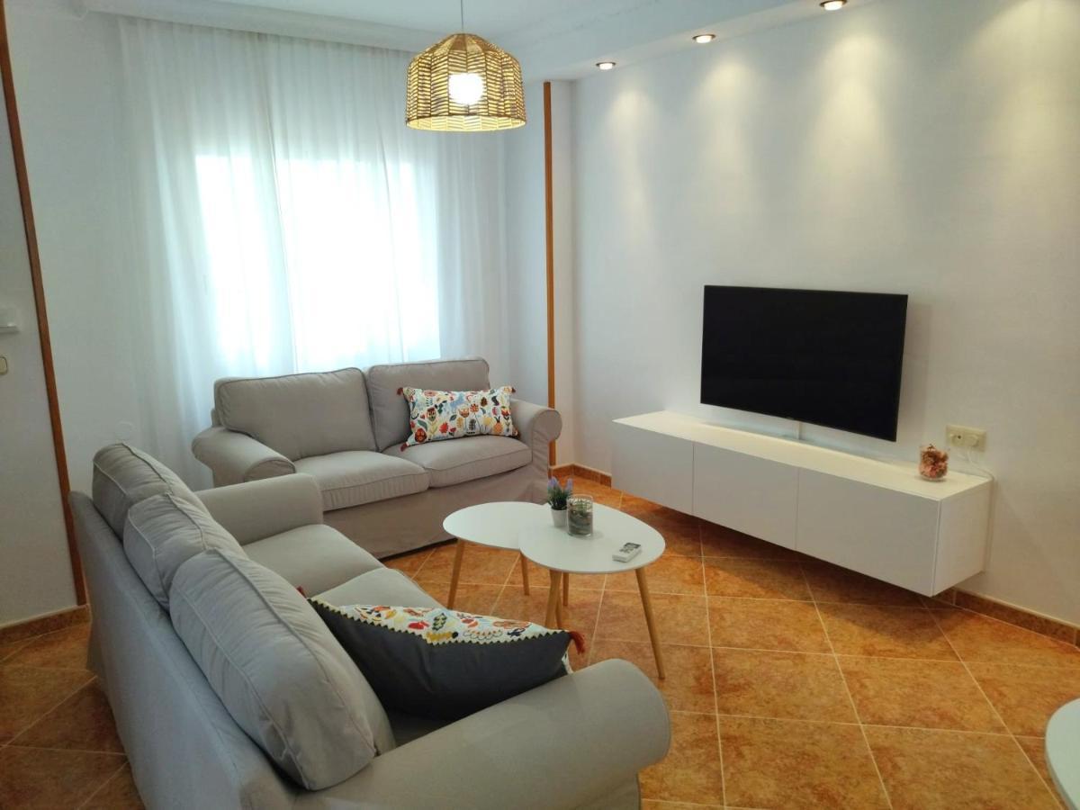 Casa Playa, Terraza Y Garaje Apartman Nerja Kültér fotó