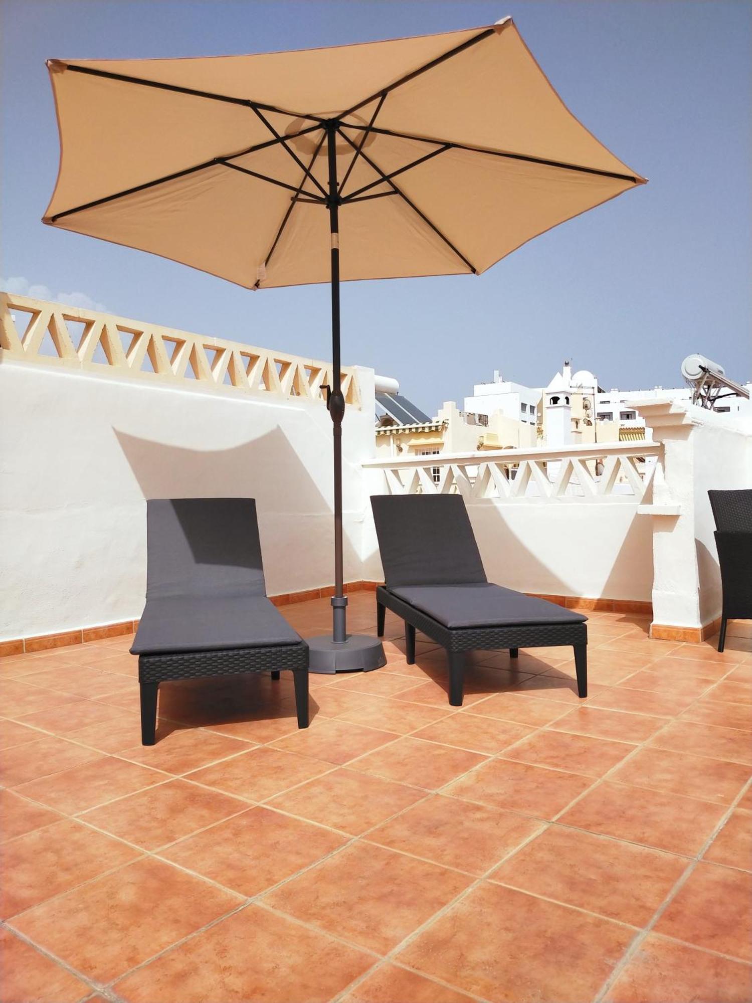 Casa Playa, Terraza Y Garaje Apartman Nerja Kültér fotó